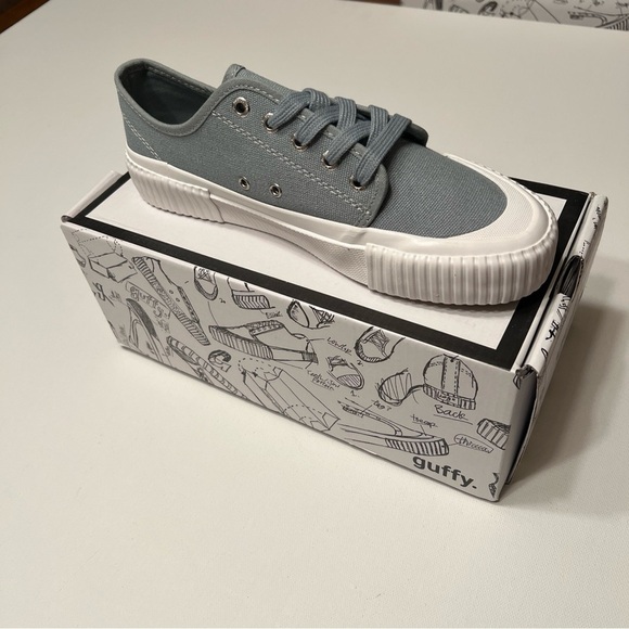 New With Box Guffy's Women's Gray Sneaker Size 9M‎ 🔥🔥 - Picture 3 of 8